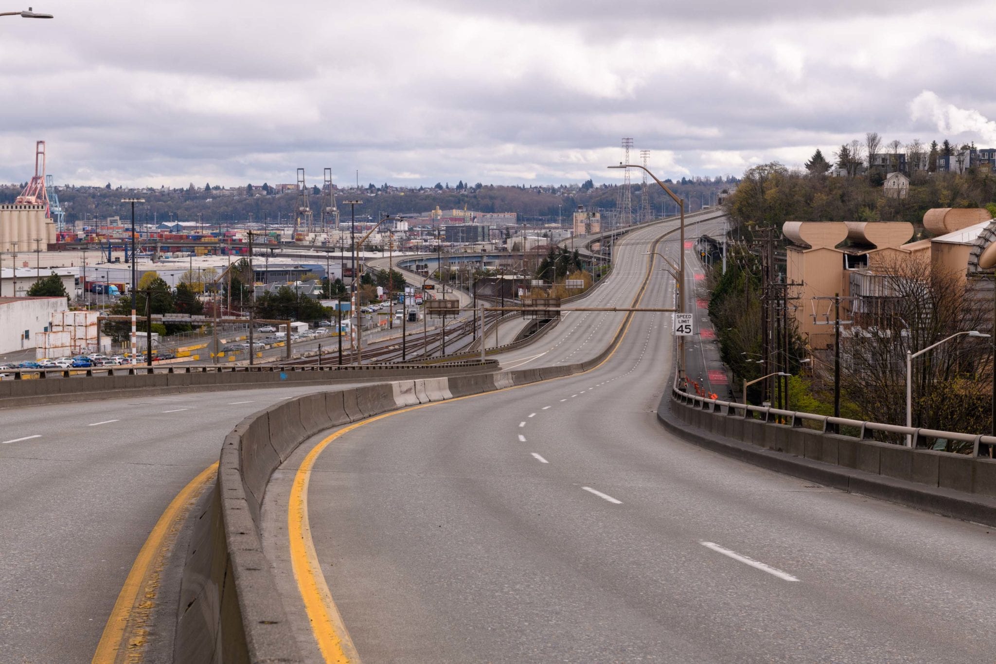A photo of the closed and empty West Seattle Bridge.