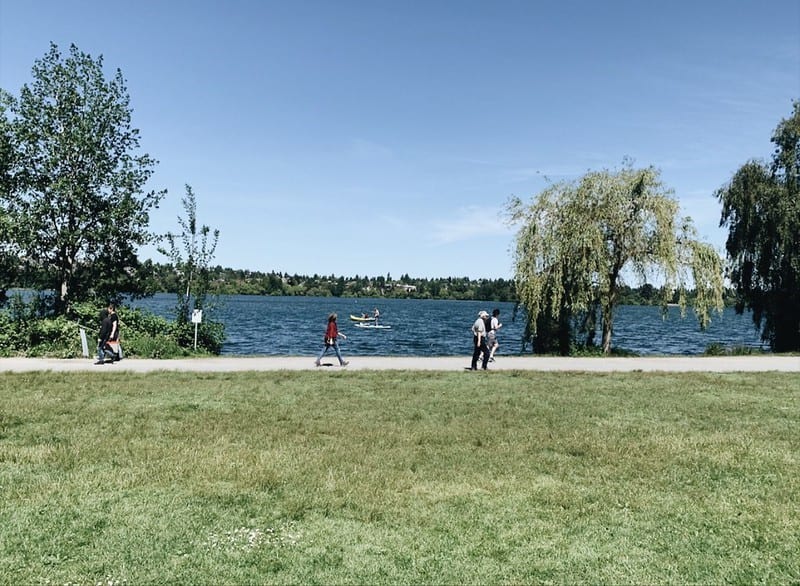 Walking and biking around Green Lake. Photo Credit: SDOT Flickr.