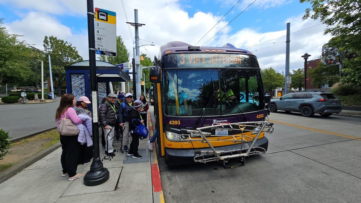Vietnamese Senior Association community members board a bus during a transit field trip event in Seattle. Photo: SDOT 